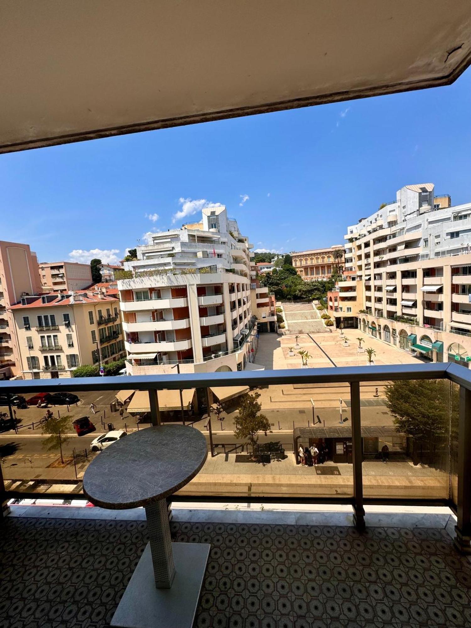 2p Moderne Et Epure Pres De La Et De La Celebre Promenades Des - Vivez Le Reve Mediterraneen Apartment Nice