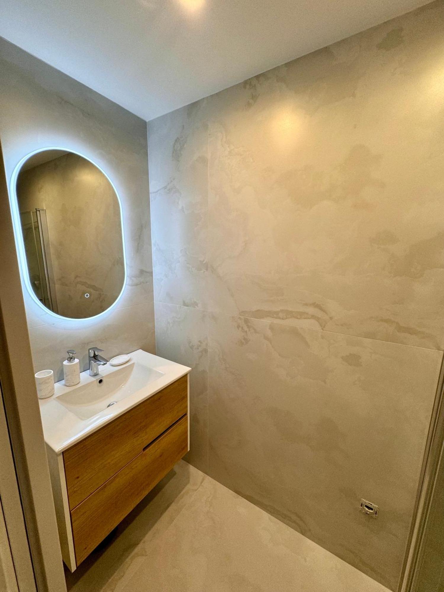 2p Moderne Et Epure Pres De La Et De La Celebre Promenades Des - Vivez Le Reve Mediterraneen Apartment